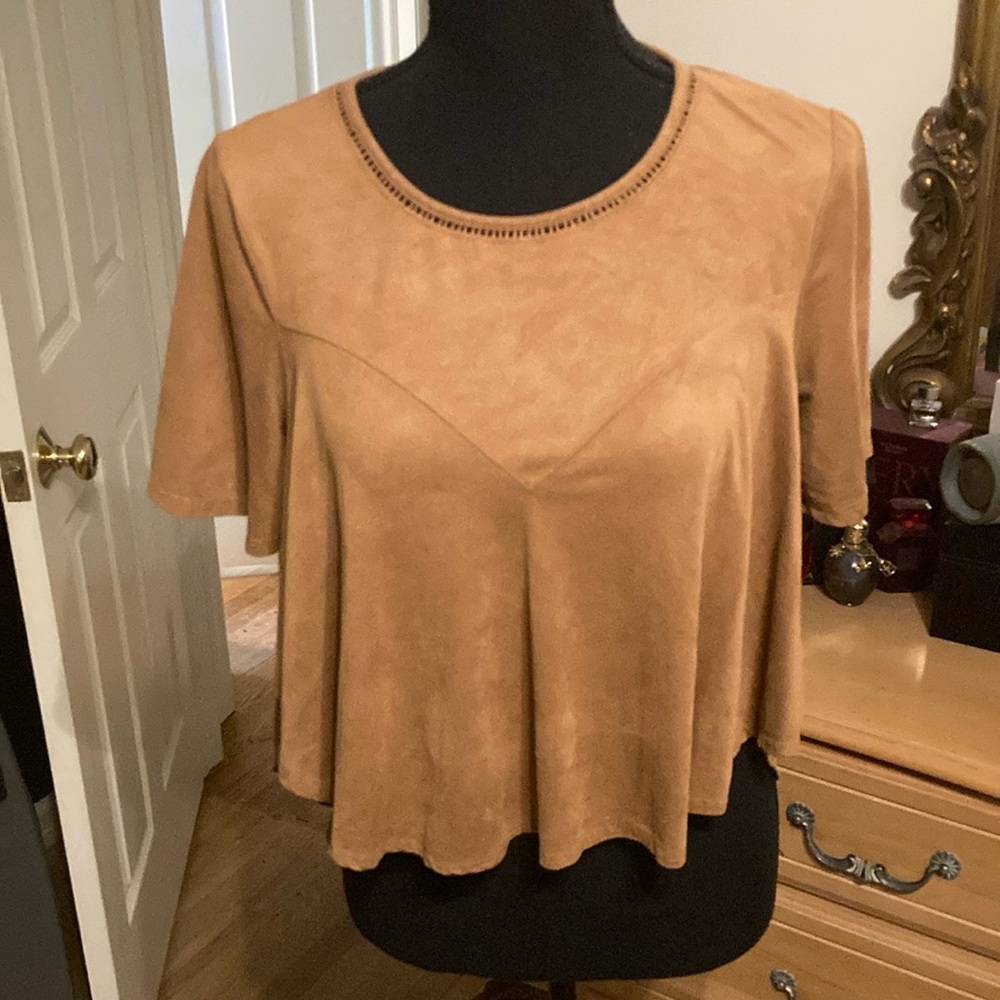 Garmin Tan Relaxed Boxy Short Sleeve Blouse